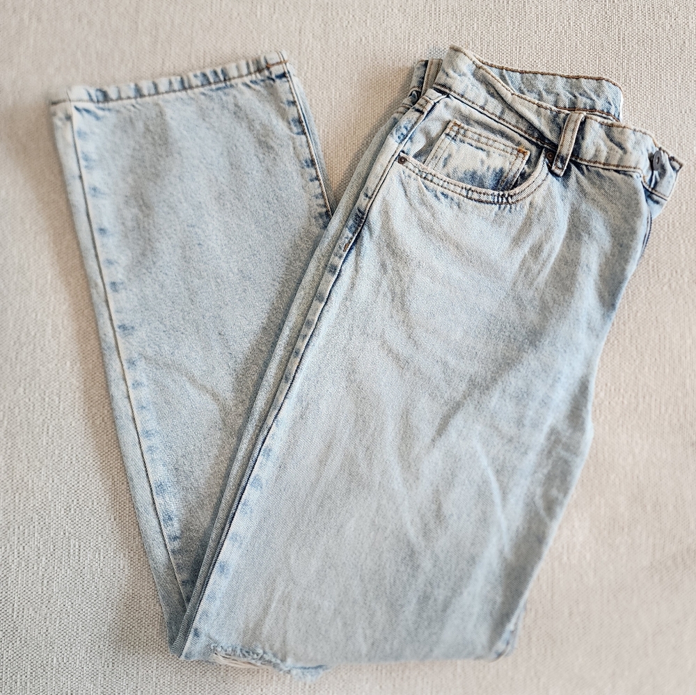 Cotton On Light Wash Straight Leg Jeans
